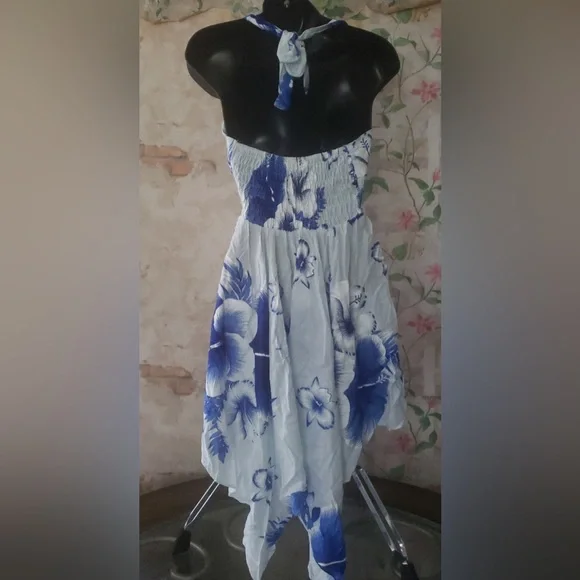 Womans Summer Ocean Blue White Tropical dress NWT - Picture 2 of 2